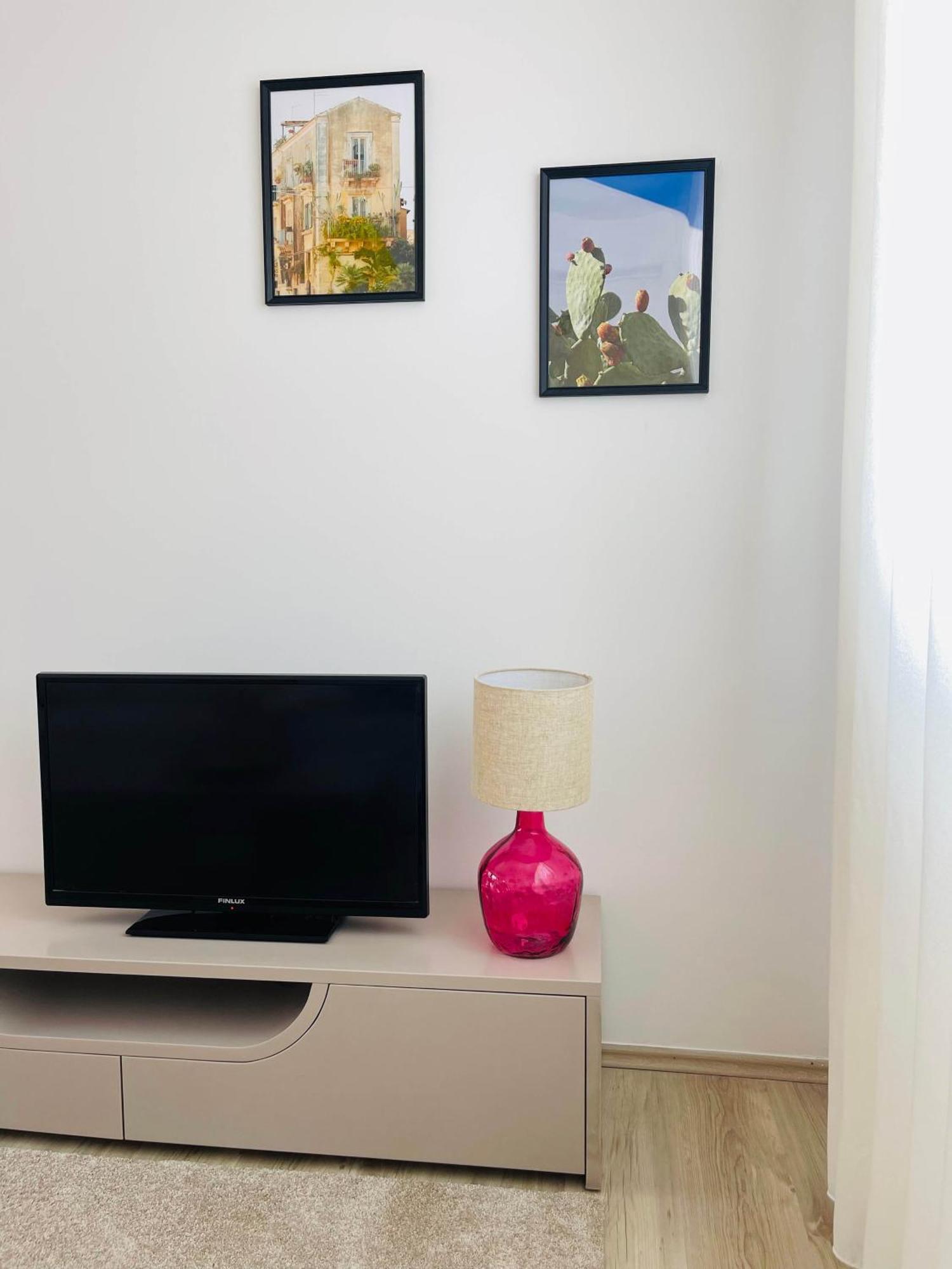Apartment Cityscape 4- Gem Tirana